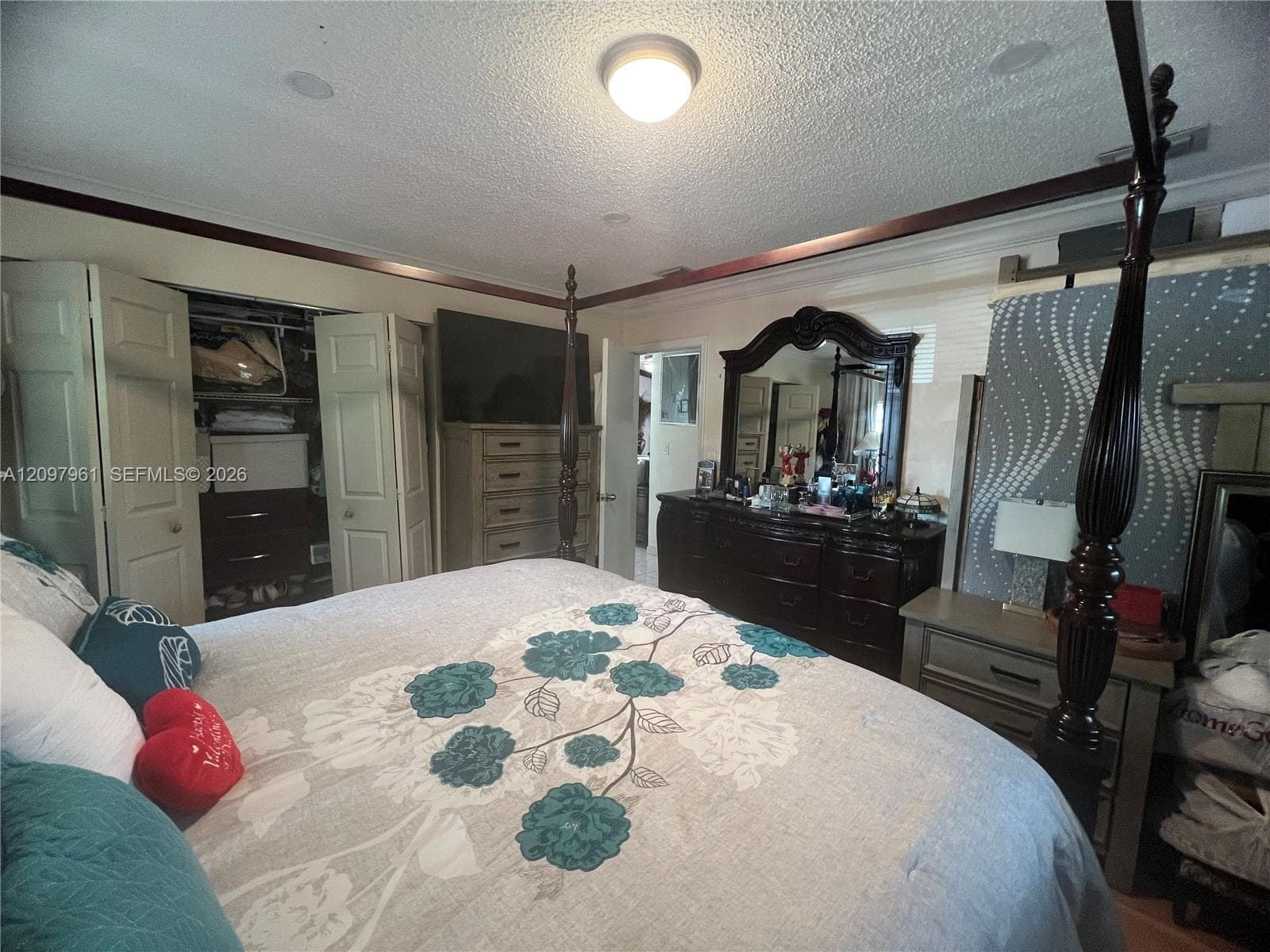 5400 SW 140th Pl photo 11