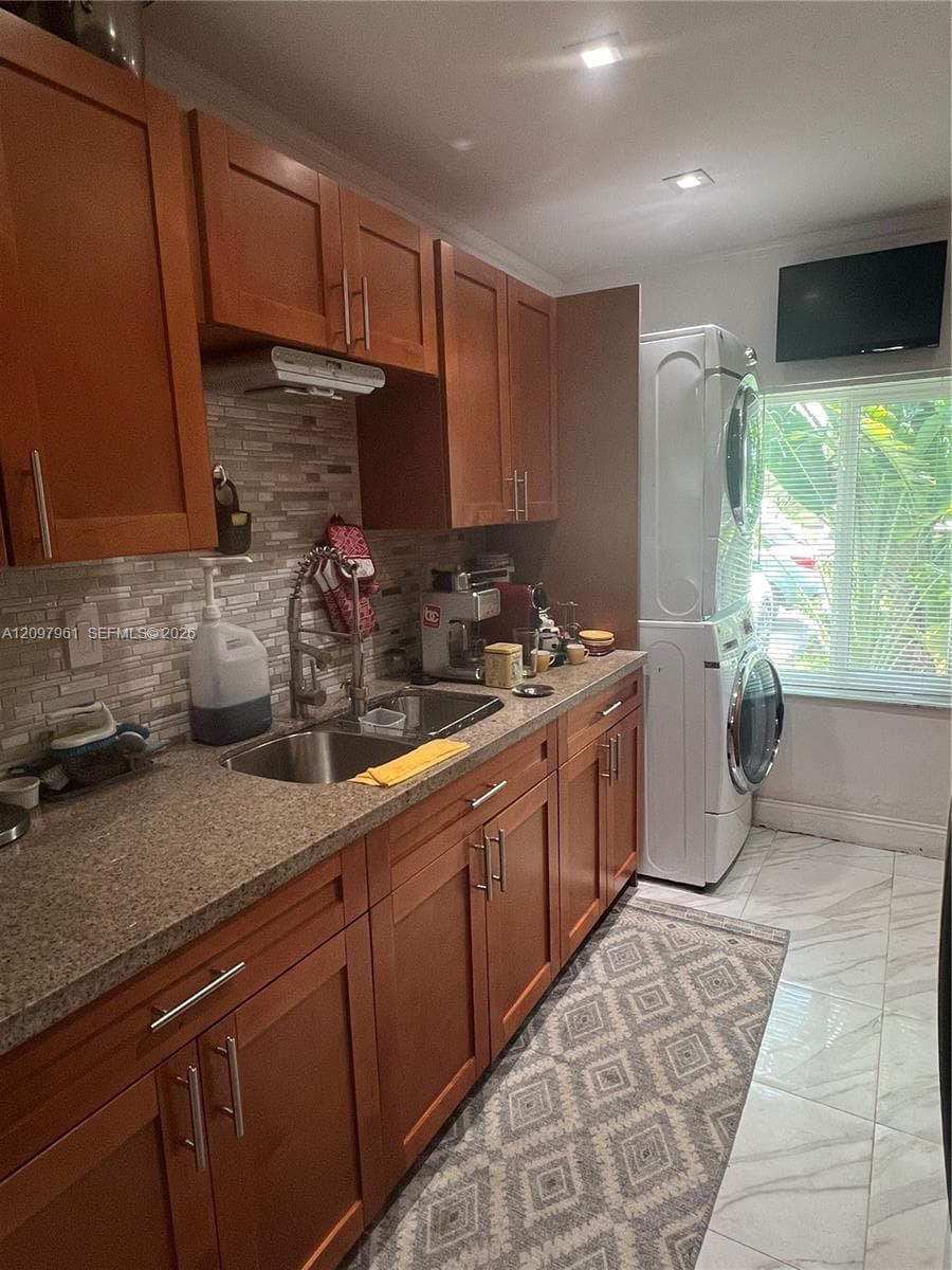 5400 SW 140th Pl photo 8