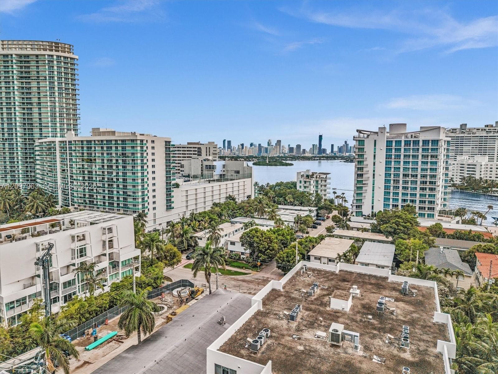MINI-MANSIONS CONDO · #2 in Miami Beach - Photo 41