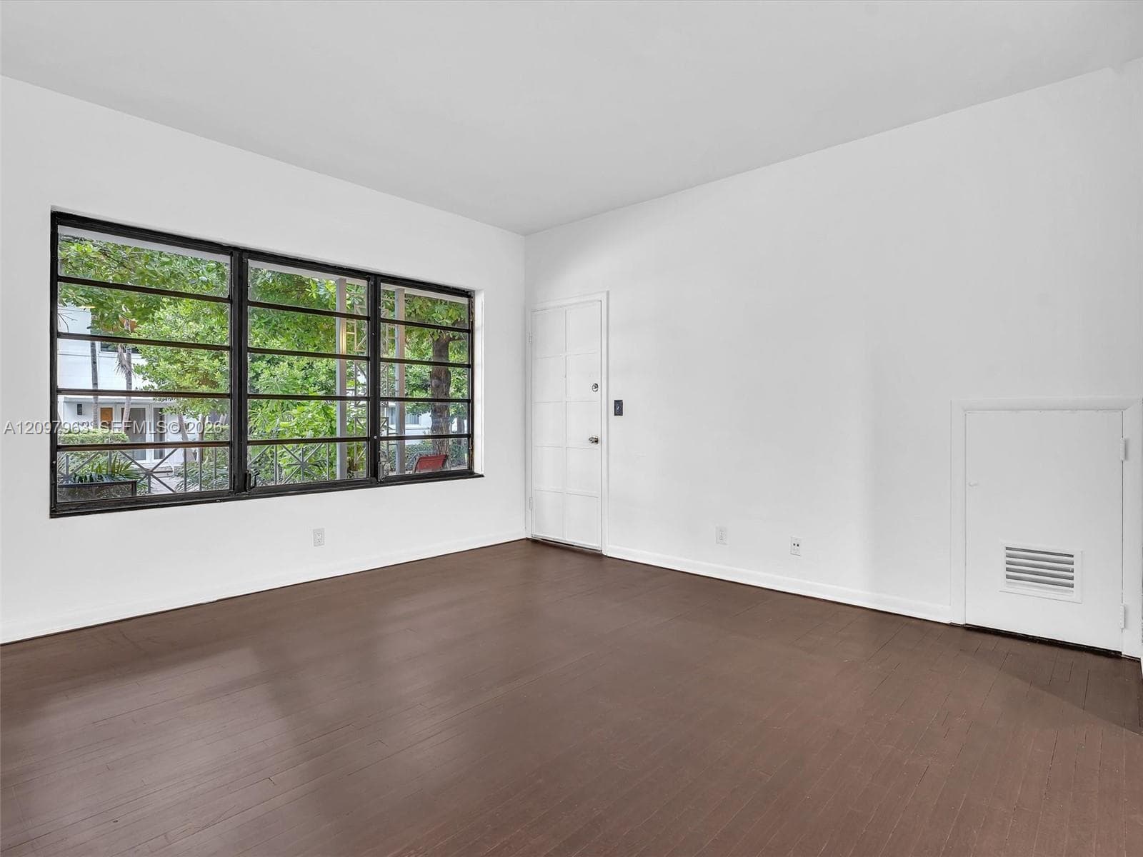 MINI-MANSIONS CONDO · #2 in Miami Beach - Photo 18