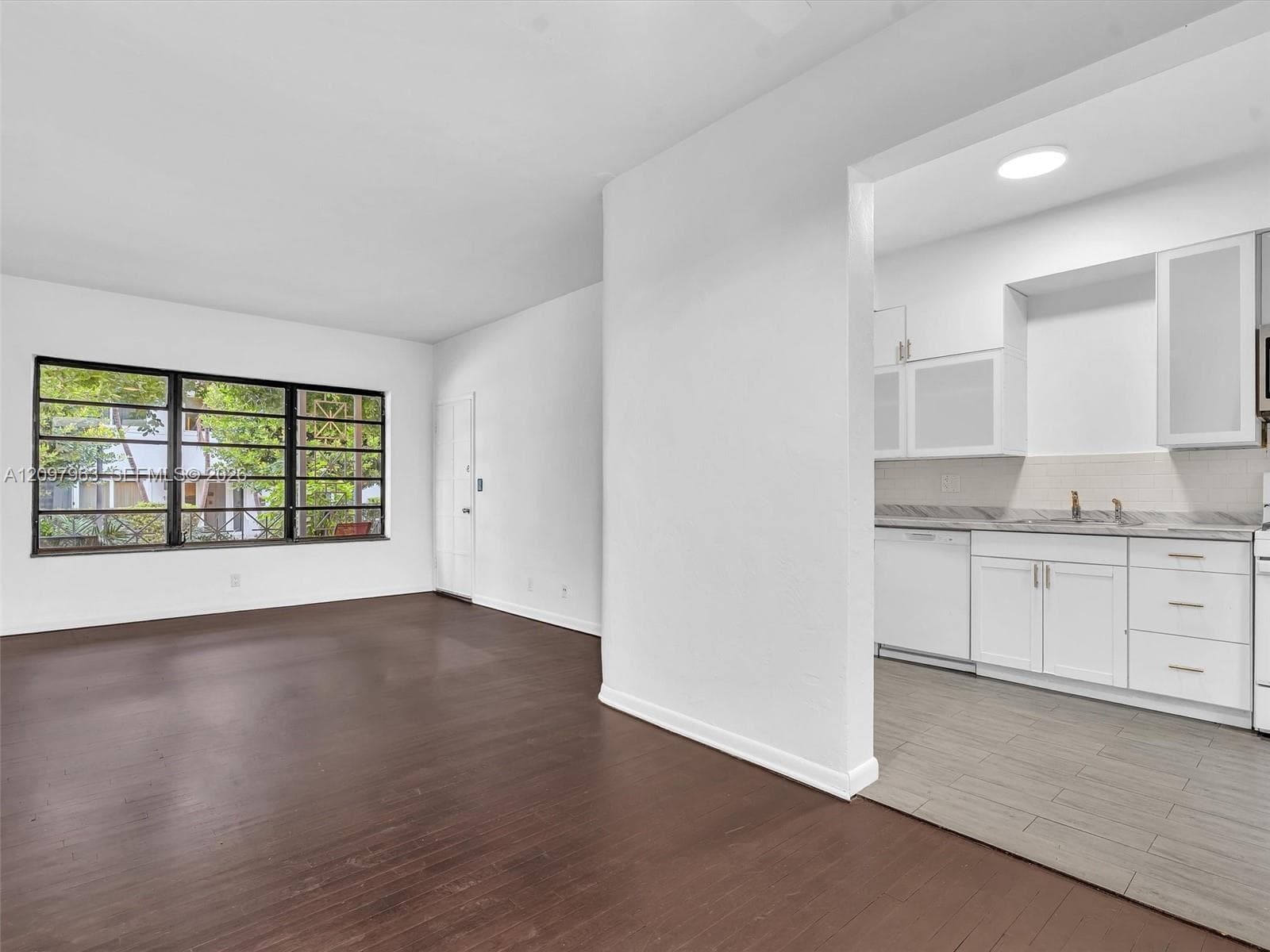 MINI-MANSIONS CONDO · #2 in Miami Beach - Photo 11