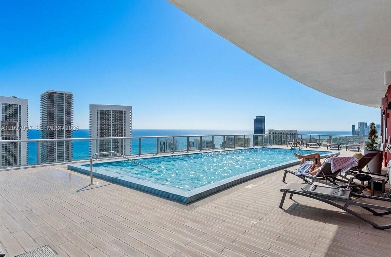 BEACHWALK CONDOMINIUM · #R2004 in Hallandale Beach - Photo 32