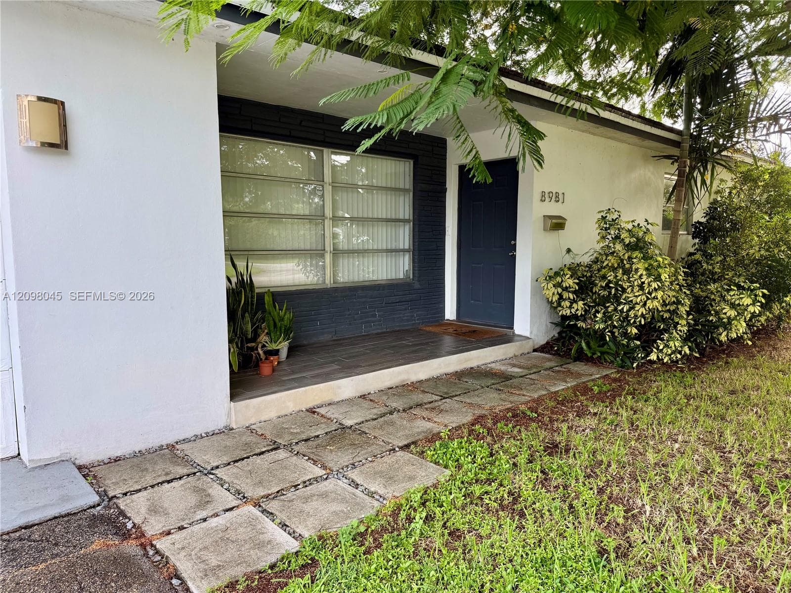 8981 SW 57th Ter photo 2