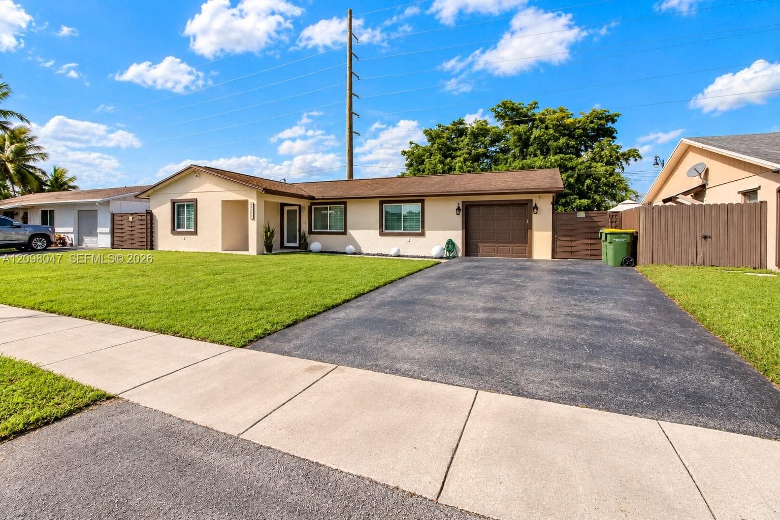 1711 N Anhinga Ln photo 3
