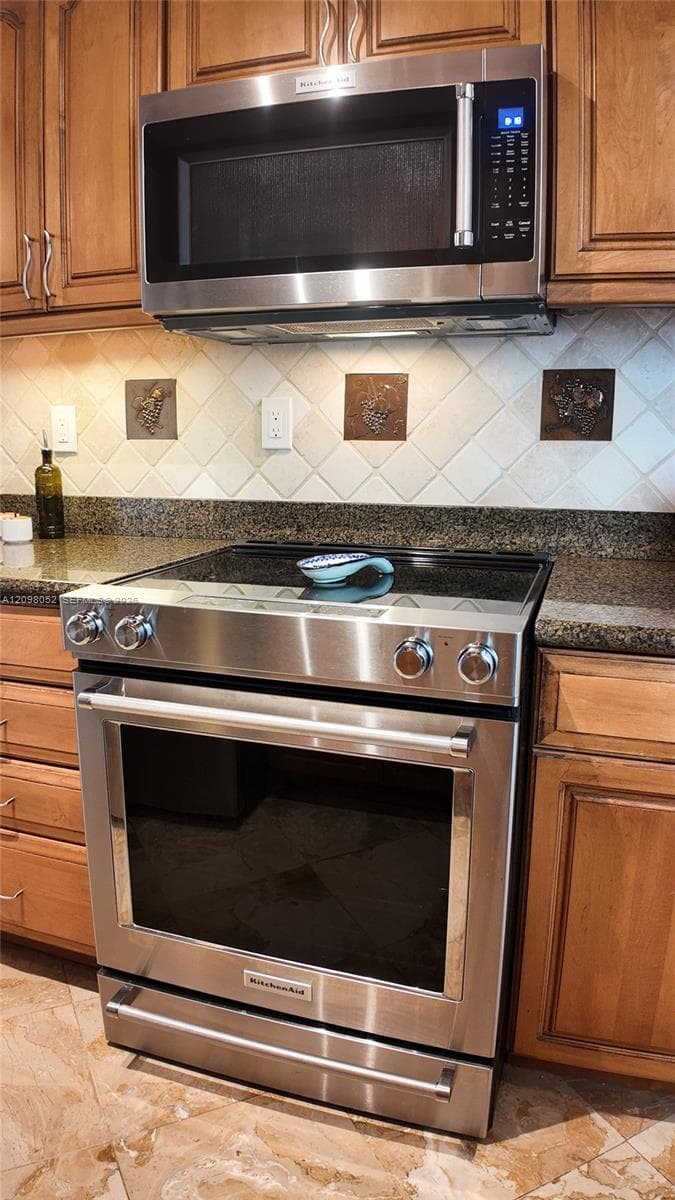 GREENSWARD VILLAGE CONDO · #111-G in Delray Beach - Photo 16