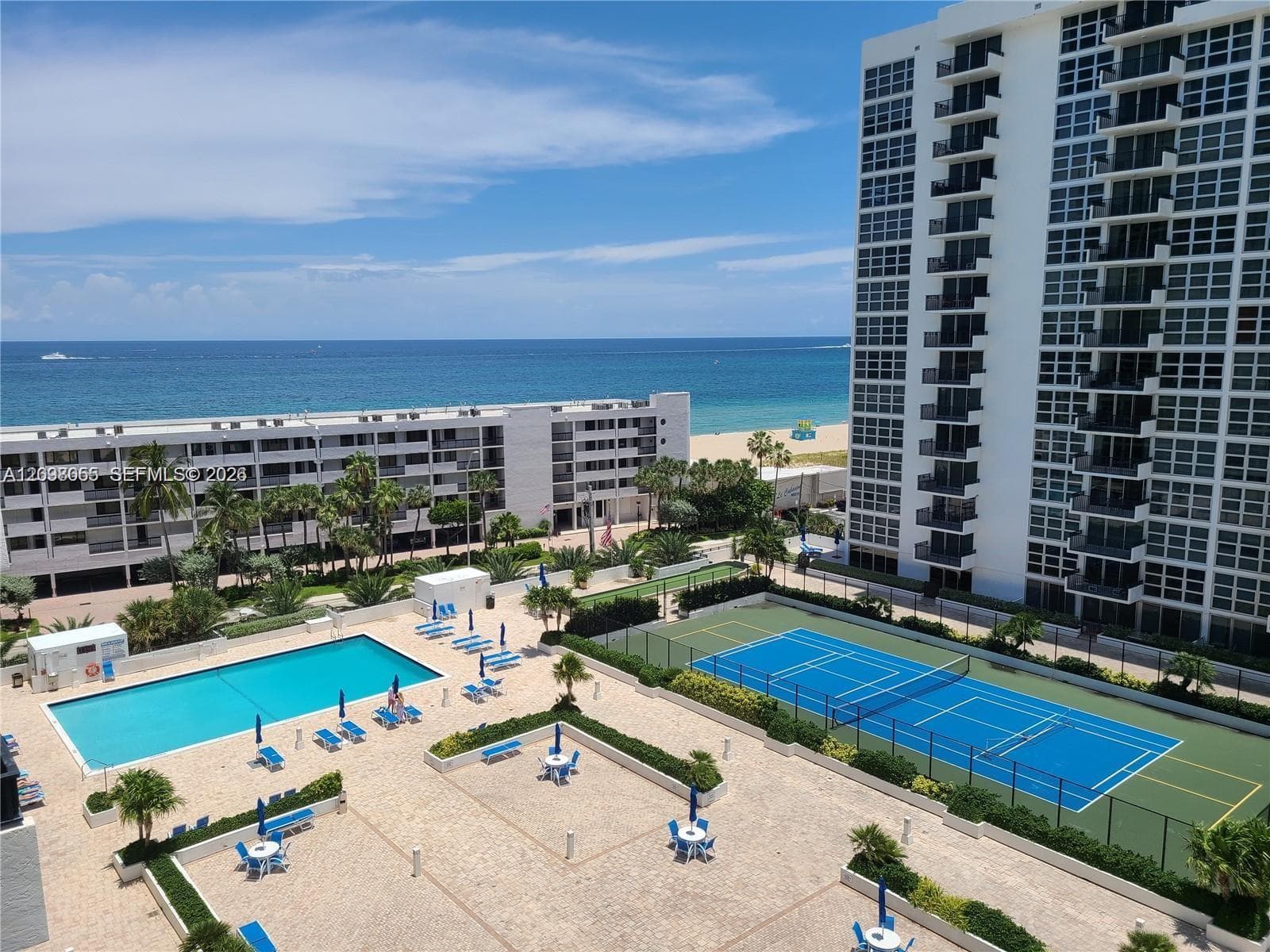 SILVER THATCH · #1102 in Pompano Beach - Photo 25
