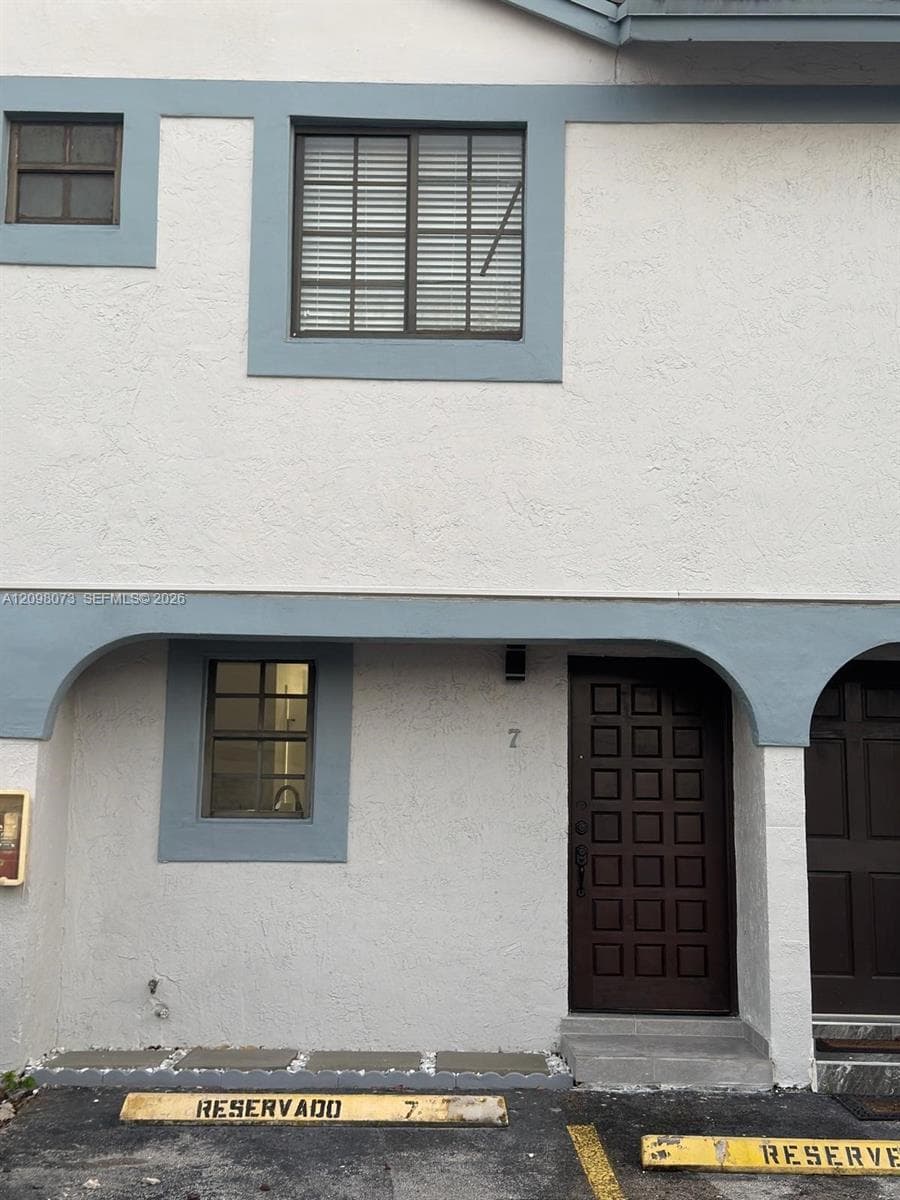 11795 SW 18 ST # 31 #7-31 photo 2