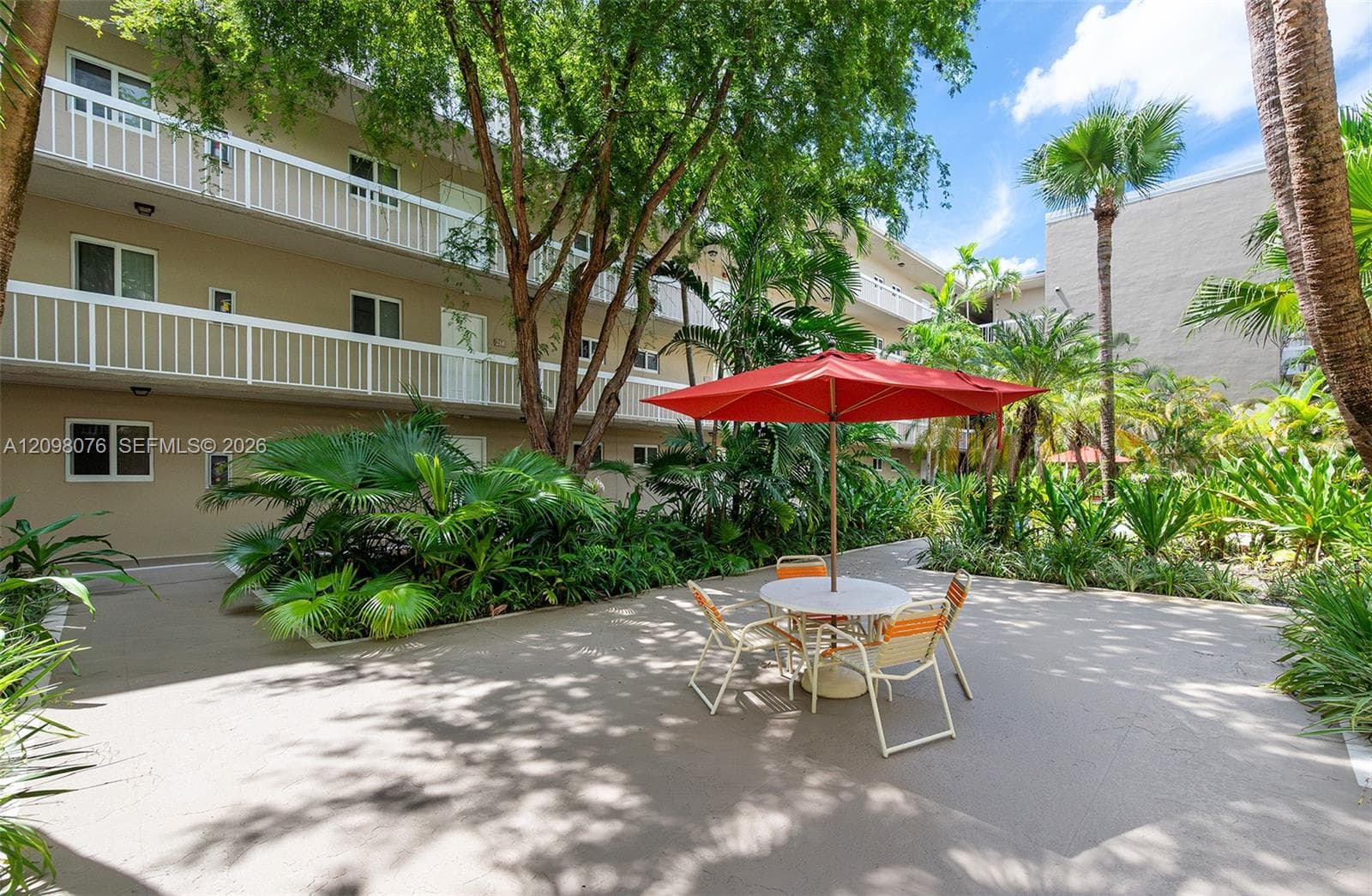 VILLAGE OF KINGS CREEK CO · #O-212 in Miami - Photo 27