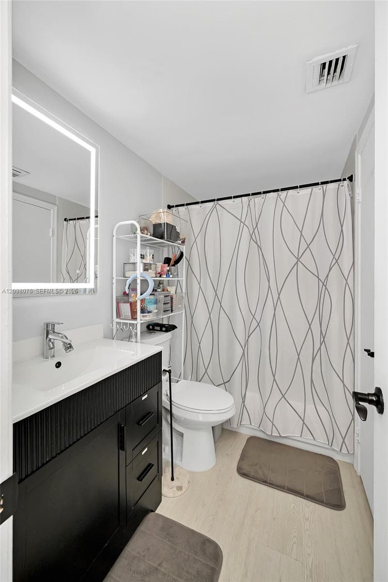 VILLAGE OF KINGS CREEK CO · #O-212 in Miami - Photo 13