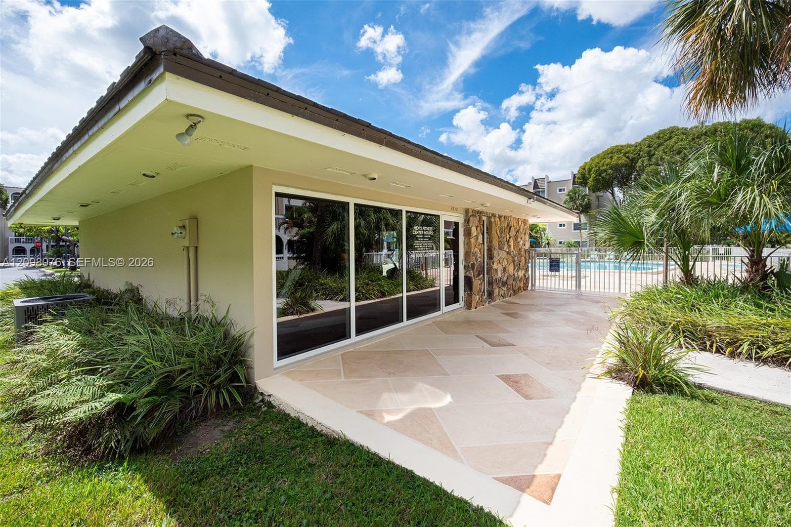 VILLAGE OF KINGS CREEK CO · #O-212 in Miami - Photo 43