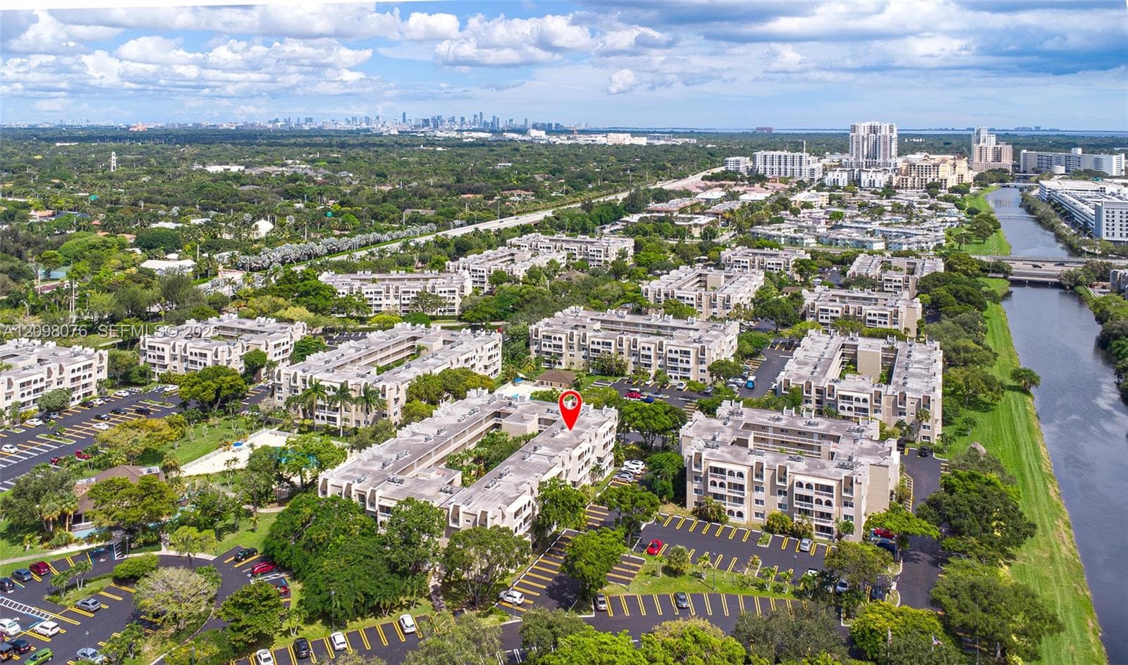 VILLAGE OF KINGS CREEK CO · #O-212 in Miami - Photo 49