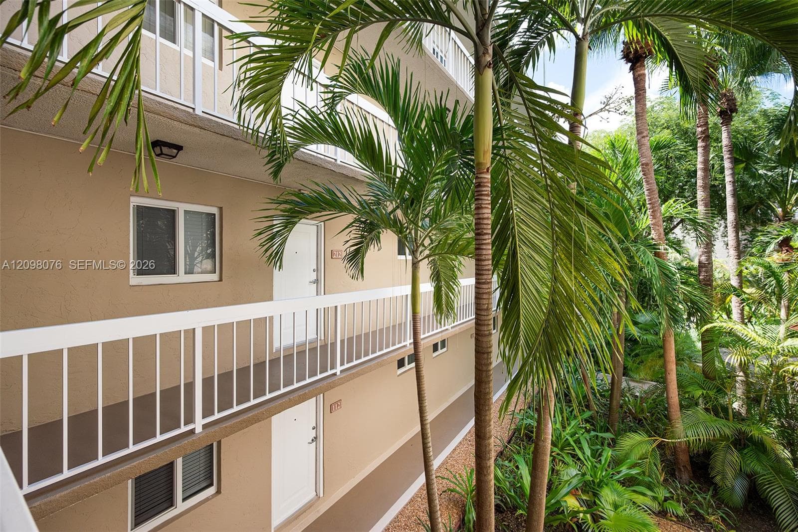 VILLAGE OF KINGS CREEK CO · #O-212 in Miami - Photo 25