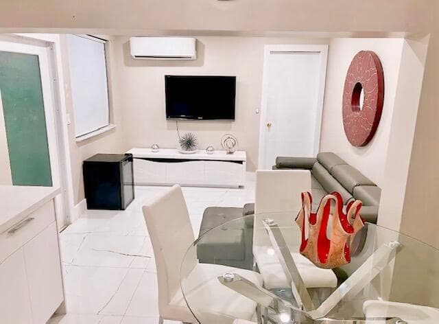 Apartment 3