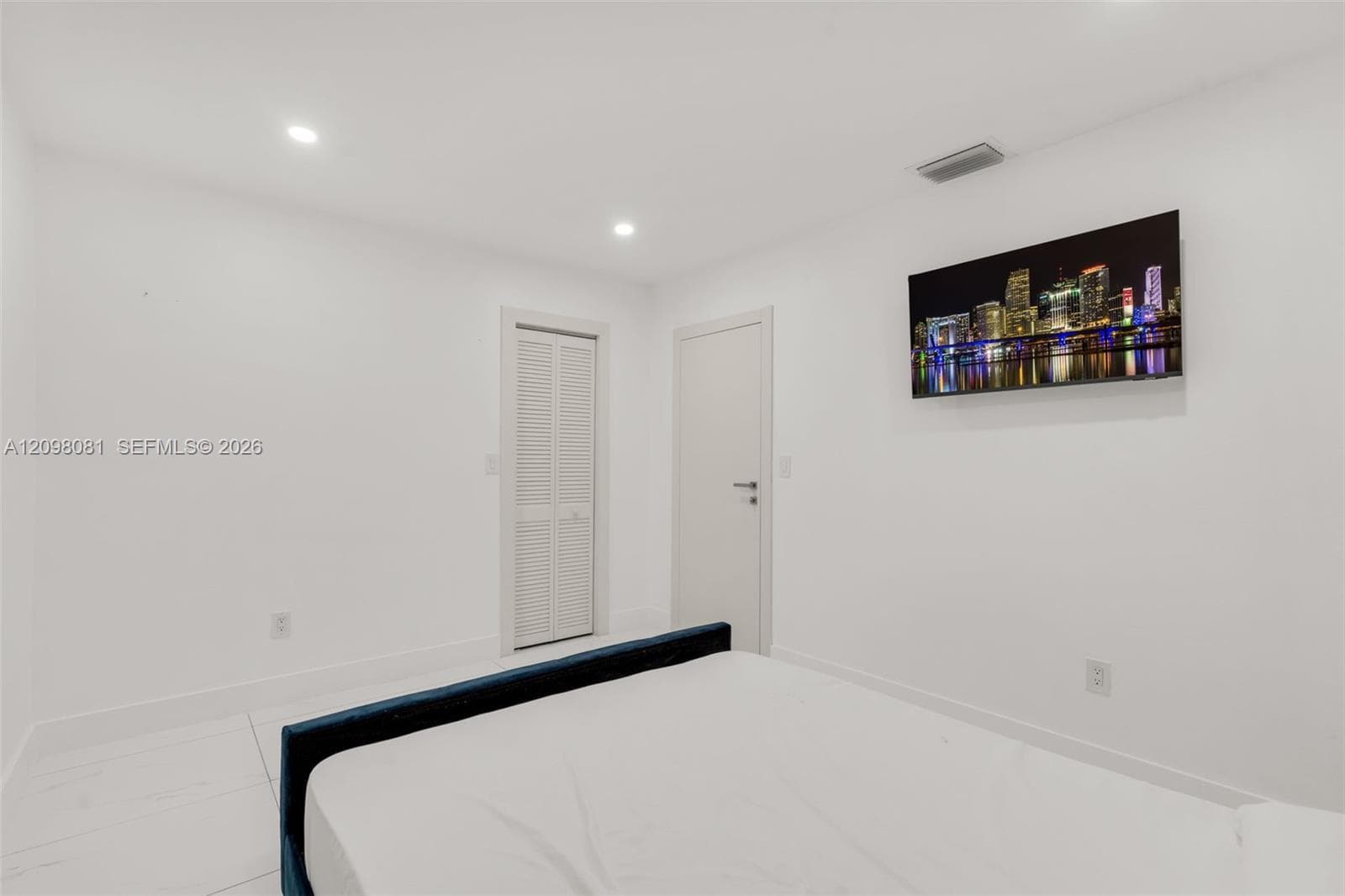 6951 S Miami Lakeway S photo 17