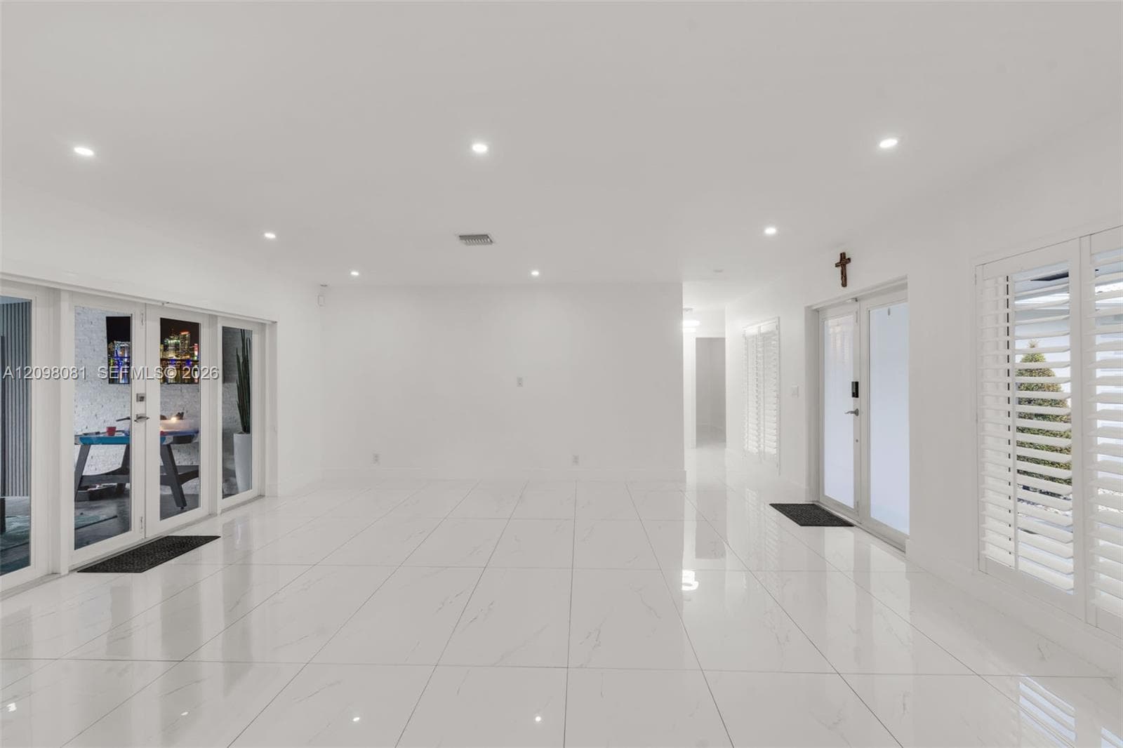 6951 S Miami Lakeway S photo 7