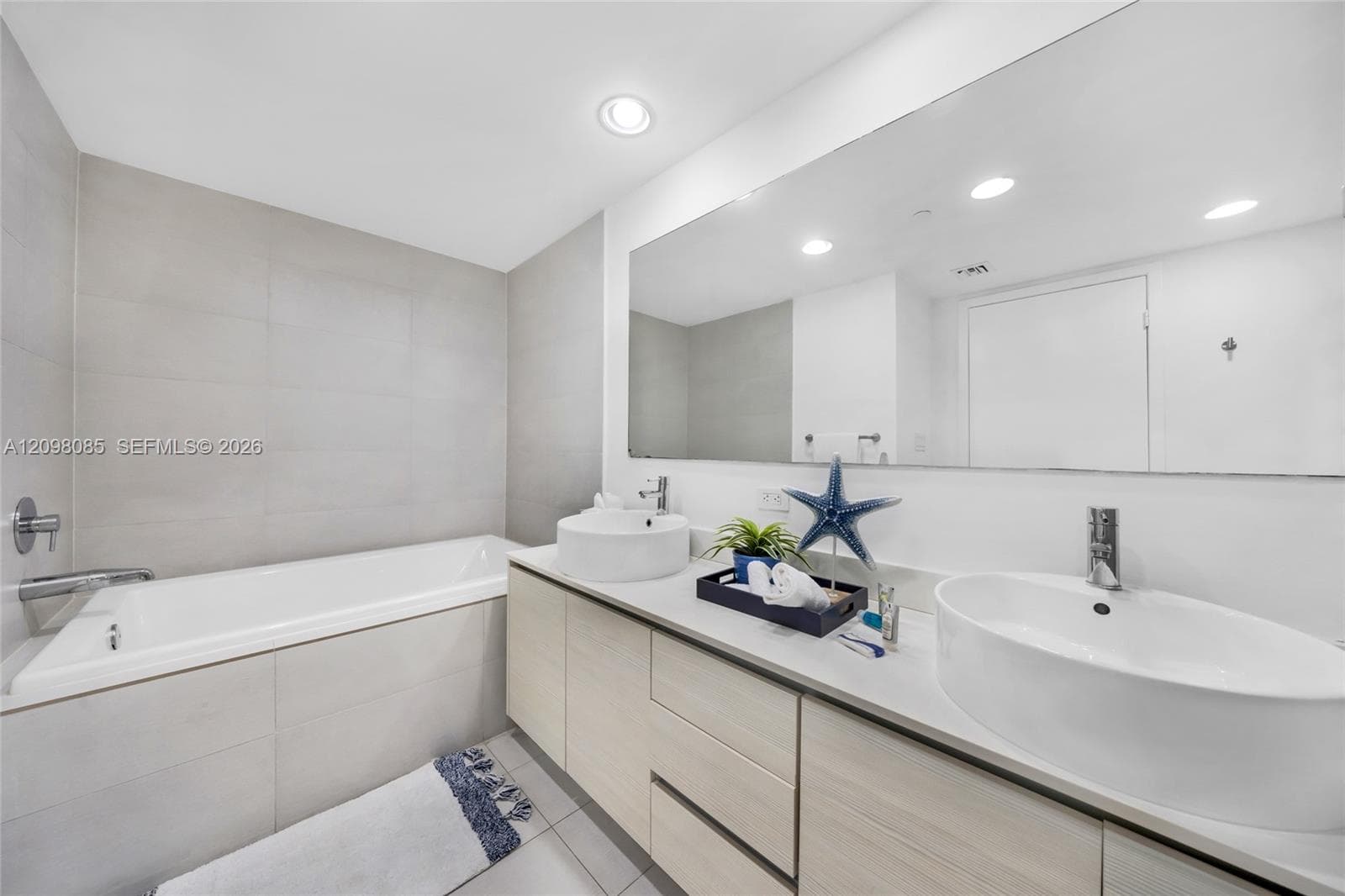 BEACHWALK CONDOMINIUM · #T1102 in Hallandale Beach - Photo 22