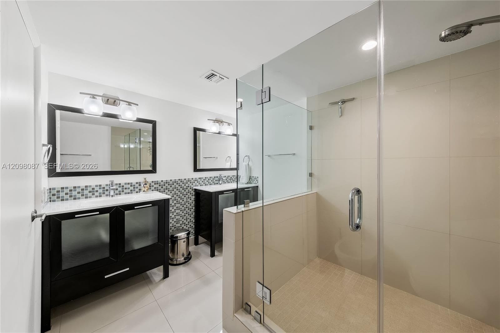 TOWERS OF QUAYSIDE CONDO · #1103 in Miami - Photo 20