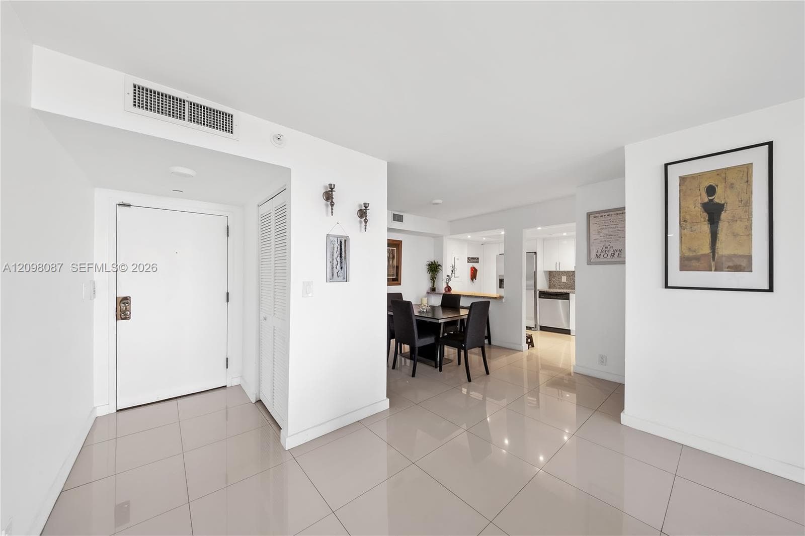 TOWERS OF QUAYSIDE CONDO · #1103 in Miami - Photo 8