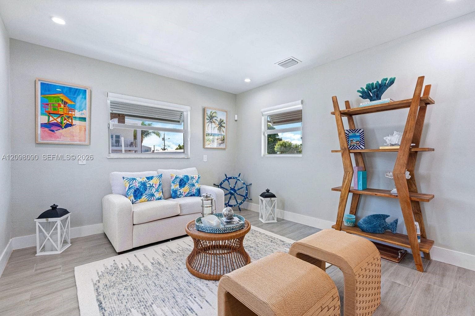 1007 Hialeah Ln photo 12