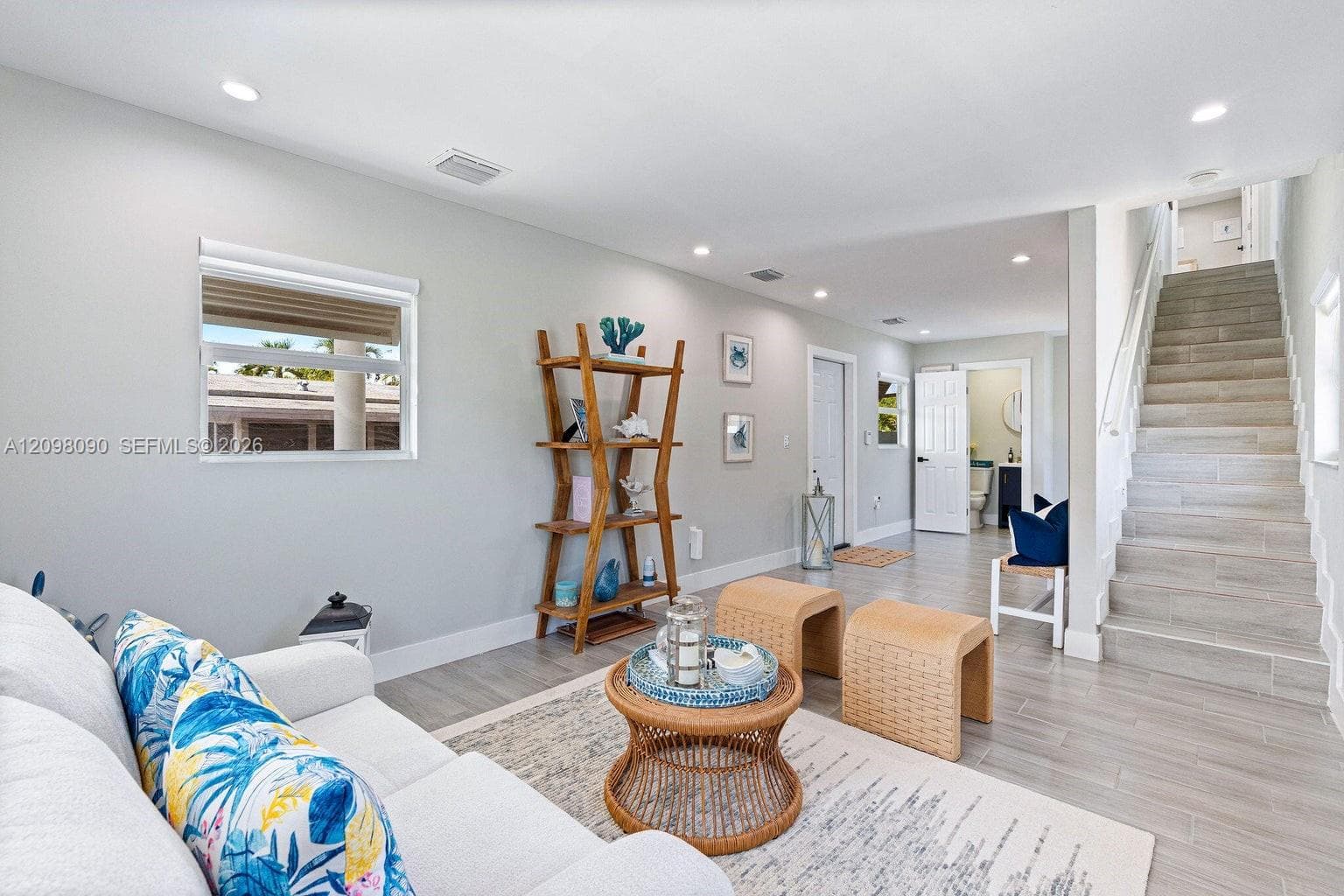 1007 Hialeah Ln photo 14
