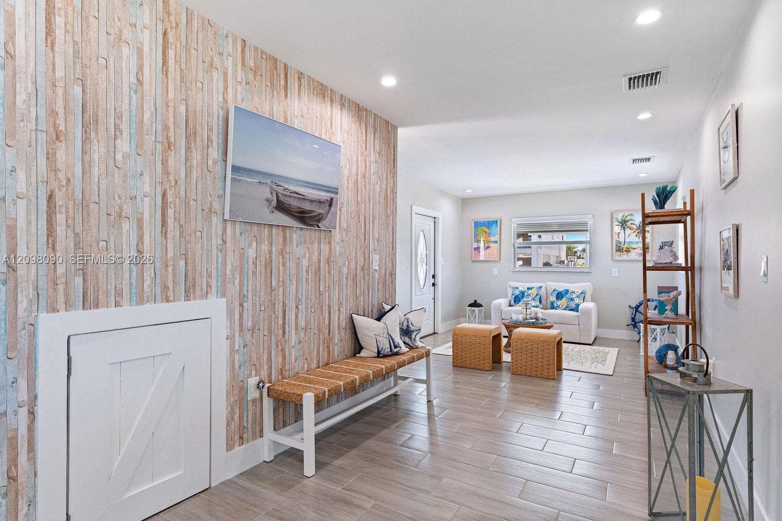 1007 Hialeah Ln photo 15