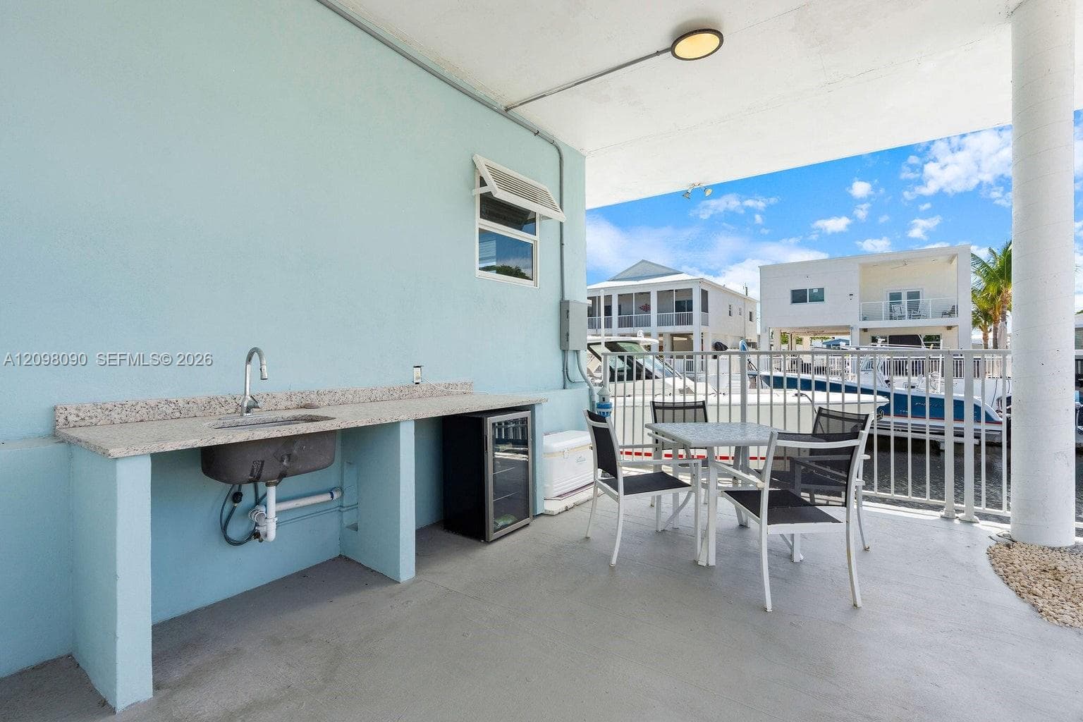 1007 Hialeah Ln photo 8