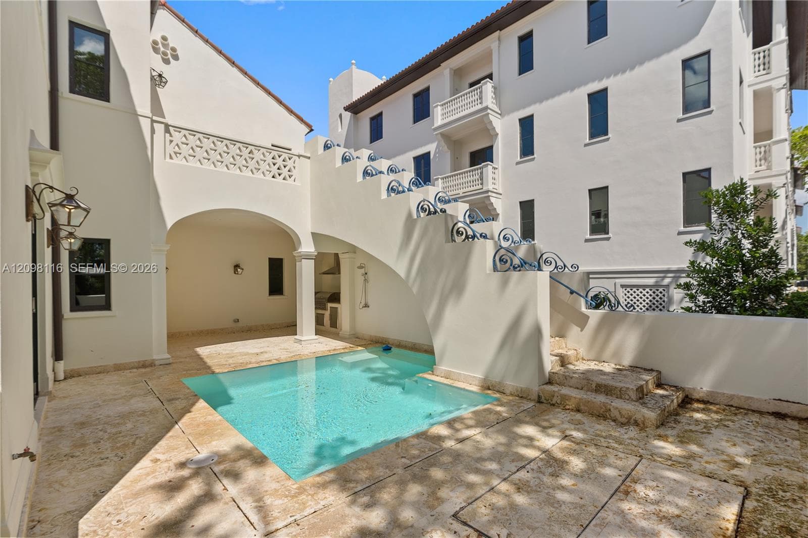The Village at Coral Gables · #V4 in Coral Gables - Photo 32