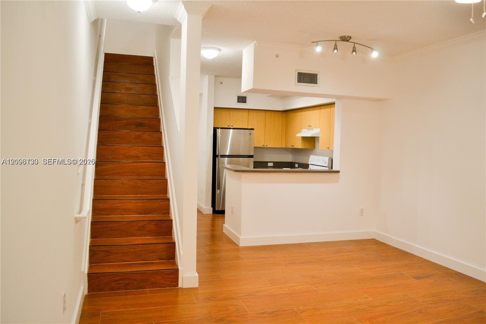 2871 NE 185th St #201 photo 7