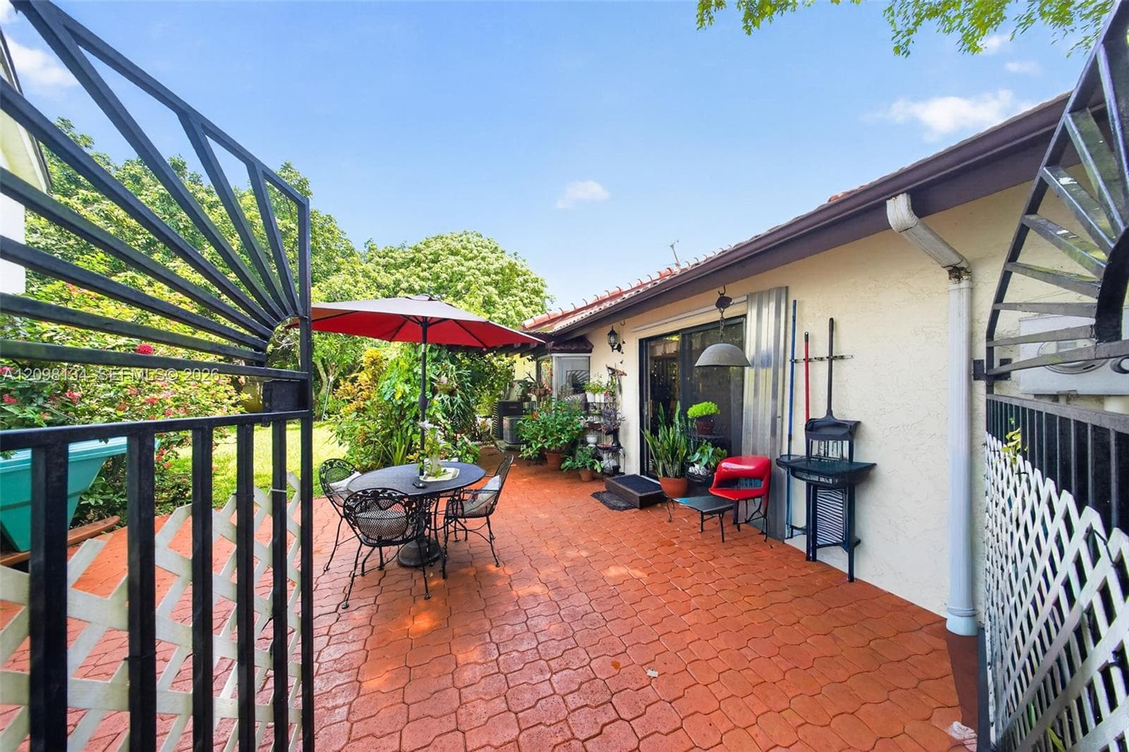11825 SW 104th Ter photo 32
