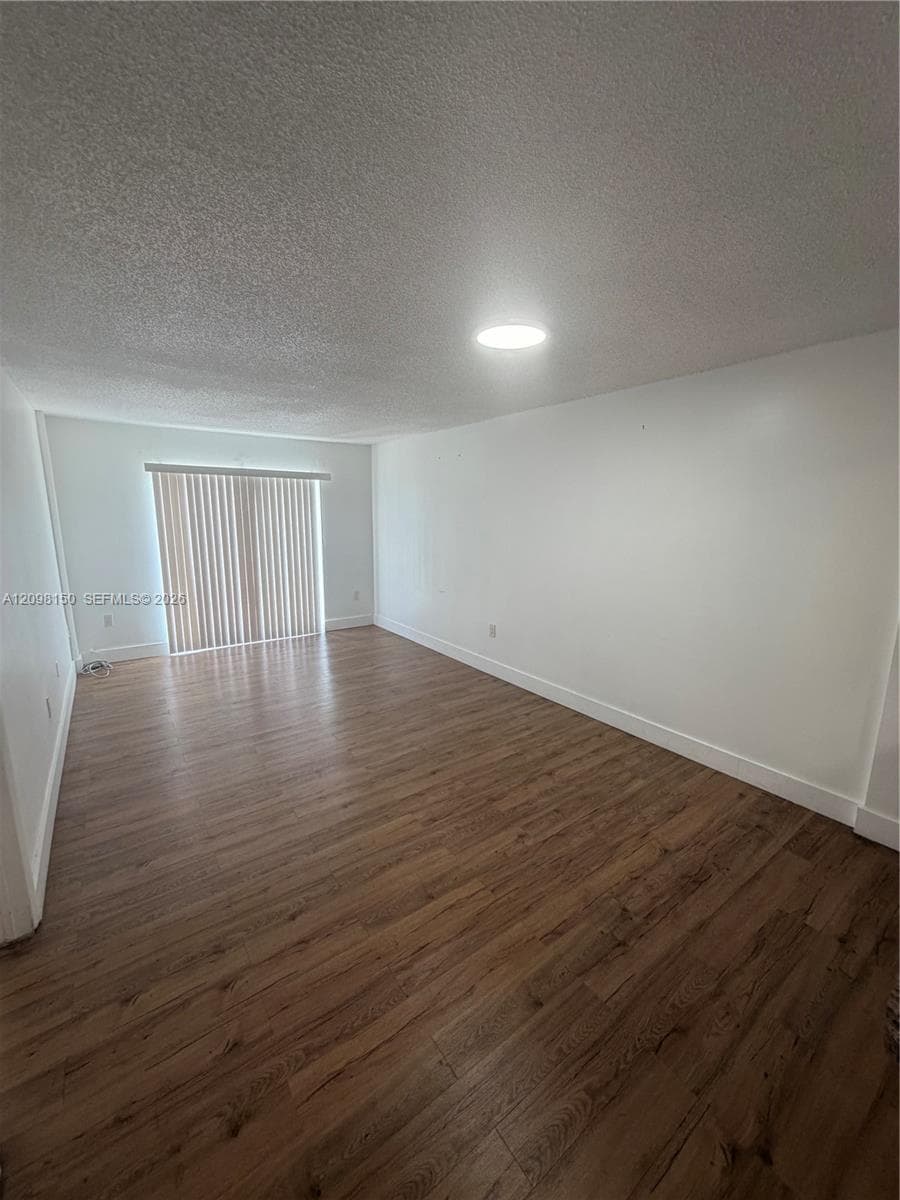 TALL TREES CONDO · #412 in North Miami Beach - Photo 3