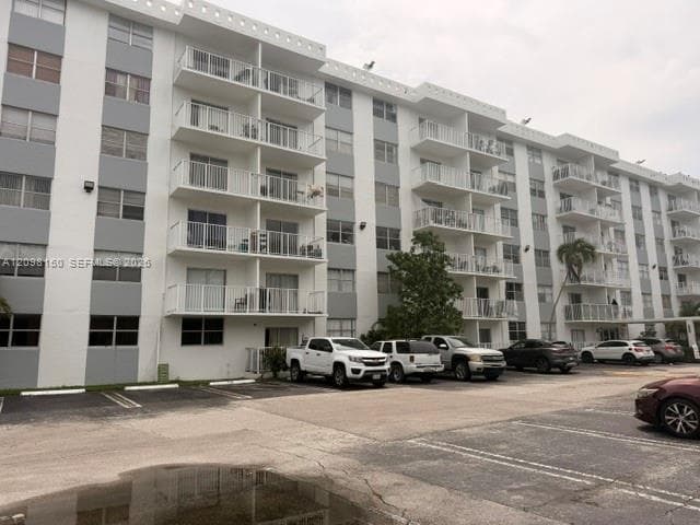 TALL TREES CONDO · #412 in North Miami Beach - Photo 19