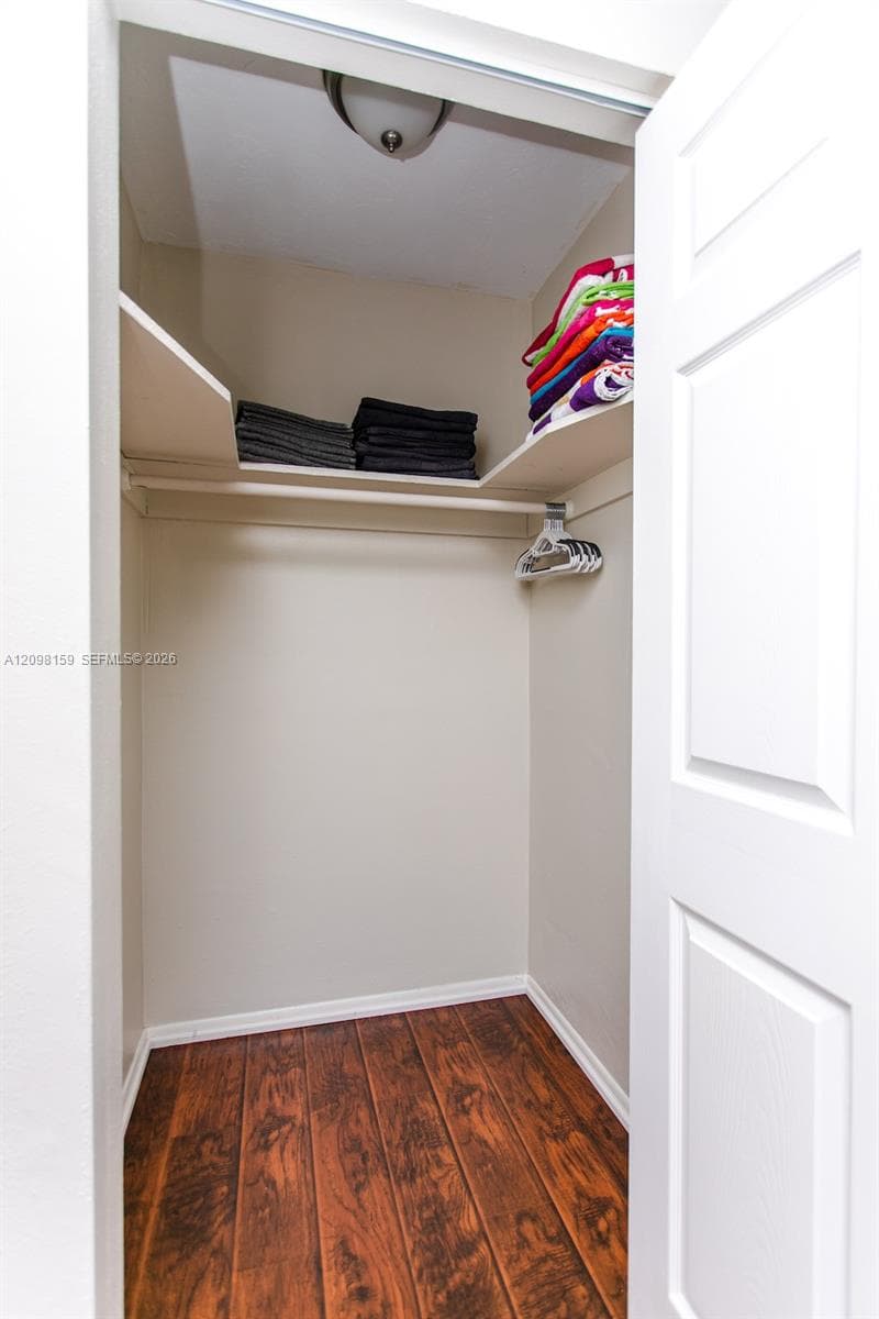 1254 Harrison St photo 38