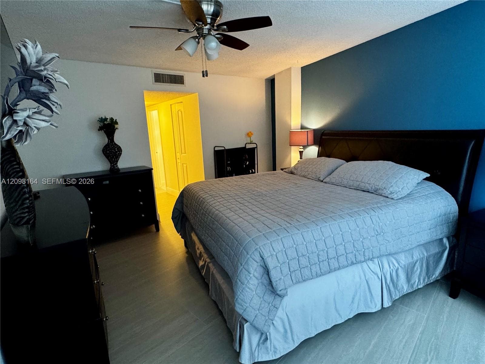 Lake Point Tower · #205 in Hallandale Beach - Photo 27