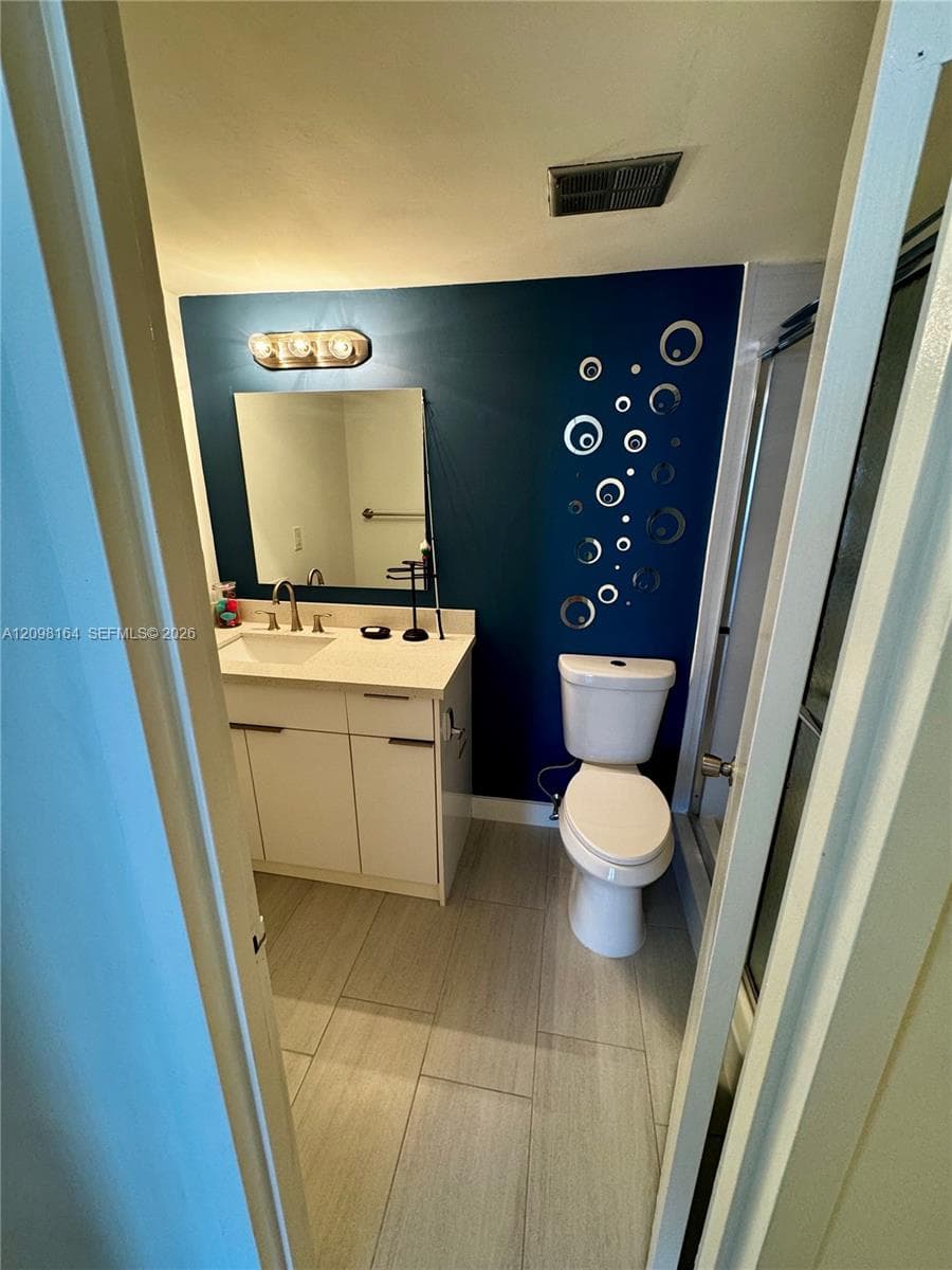 Lake Point Tower · #205 in Hallandale Beach - Photo 32