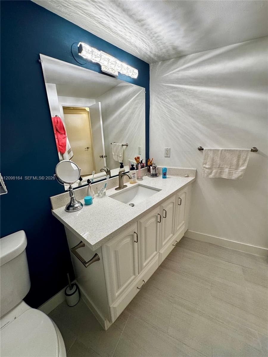 Lake Point Tower · #205 in Hallandale Beach - Photo 30