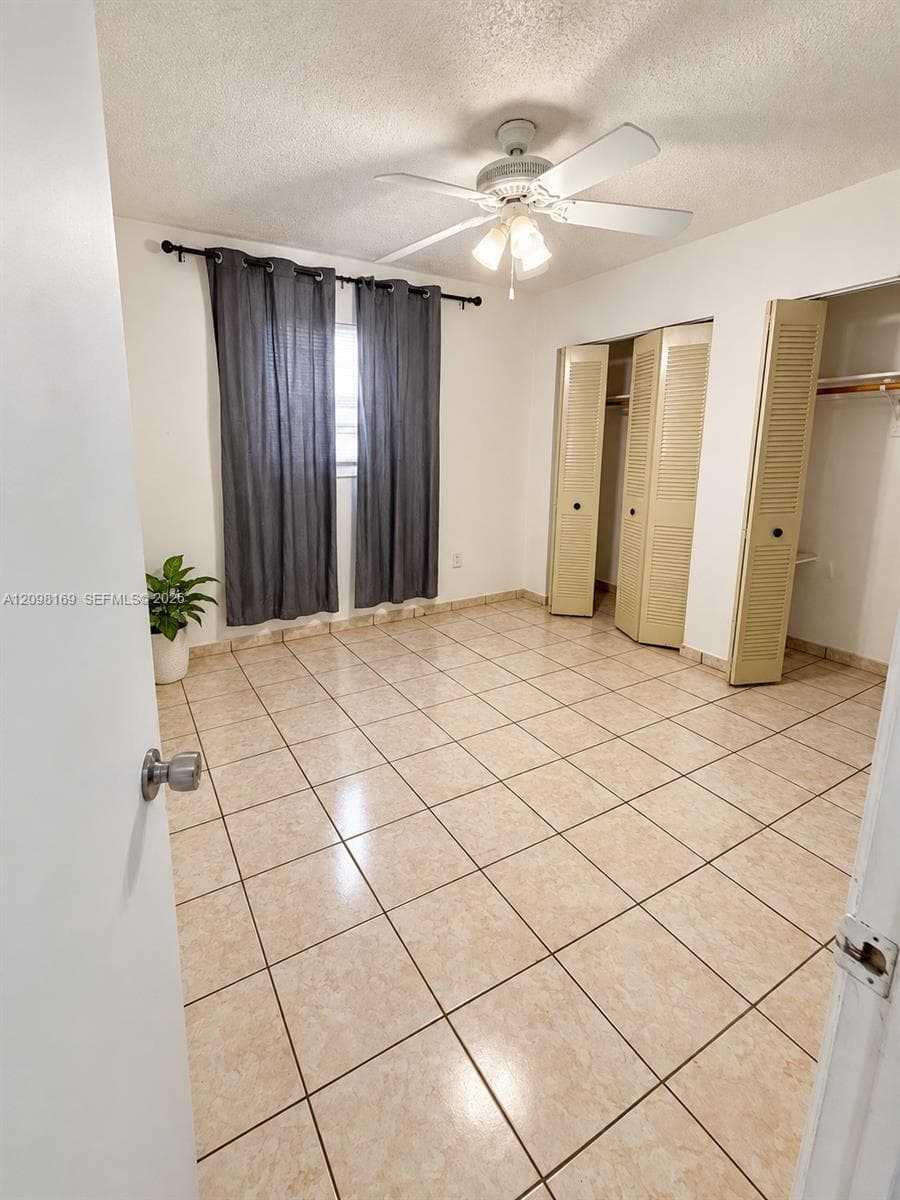 SAMARI LAKE EAST CONDO · #2350 in Hialeah Gardens - Photo 6