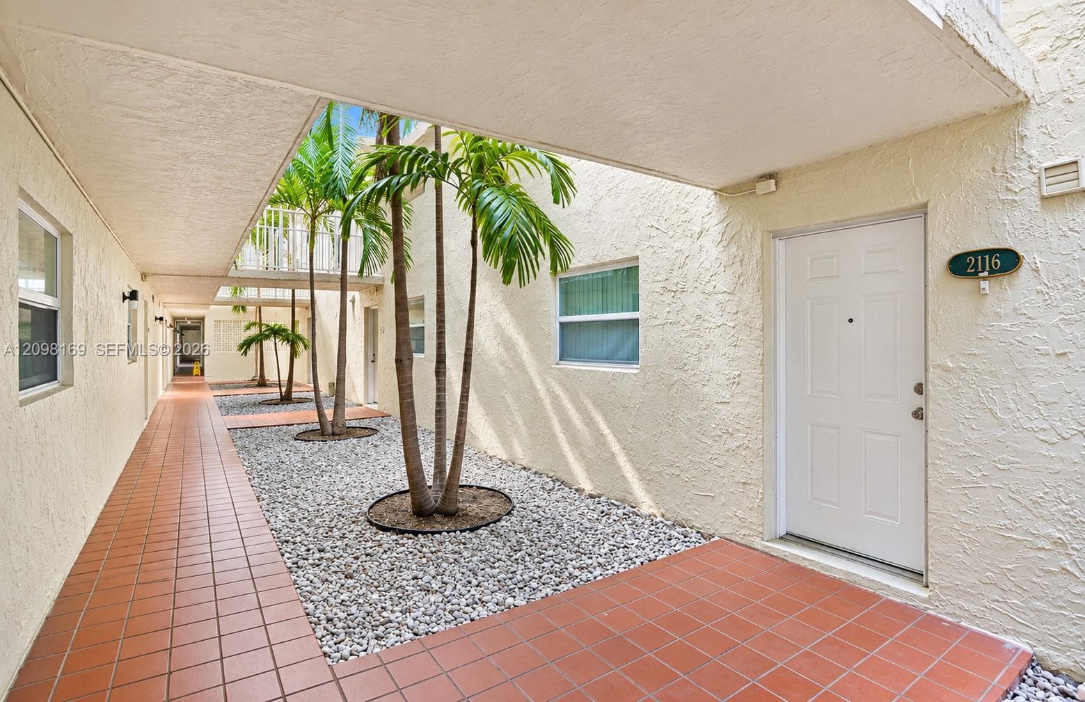 SAMARI LAKE EAST CONDO · #2350 in Hialeah Gardens - Photo 14