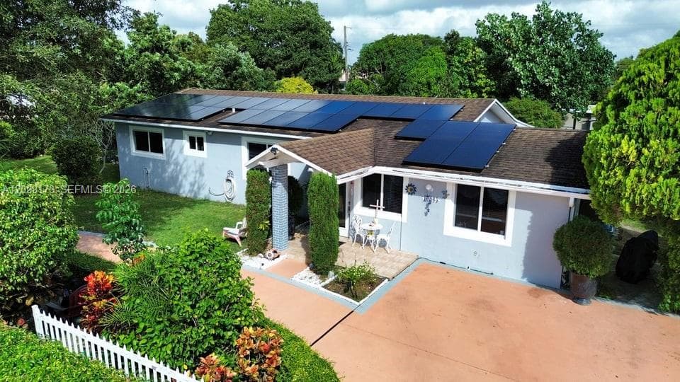 10965 SW 116th St photo 5