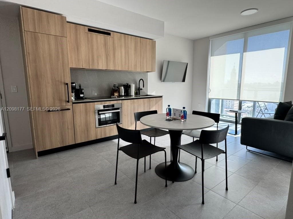 501 !st Residences · #1913 in Miami - Photo 1