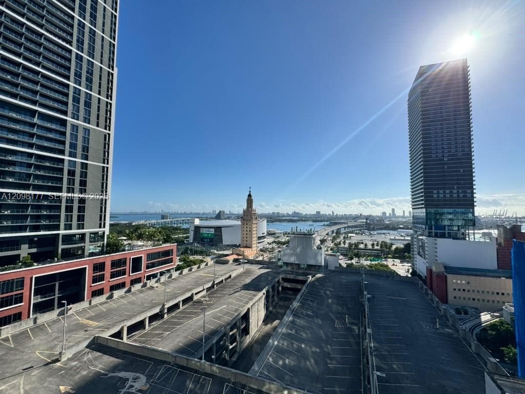 501 !st Residences · #1913 in Miami - Photo 18