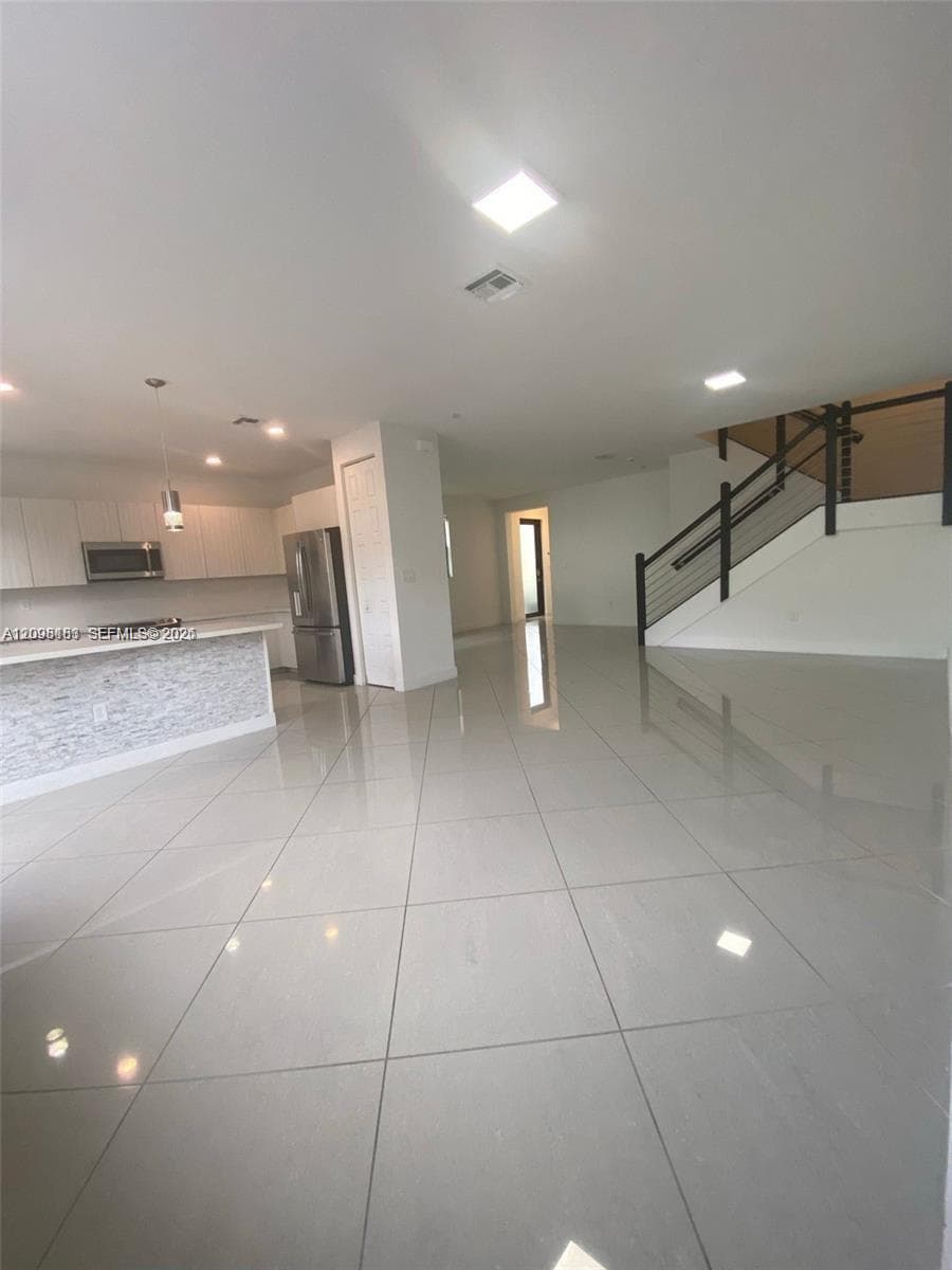 10434 NW 78 photo 6
