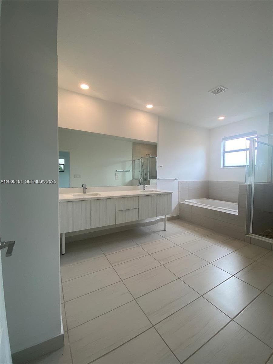 10434 NW 78 photo 11