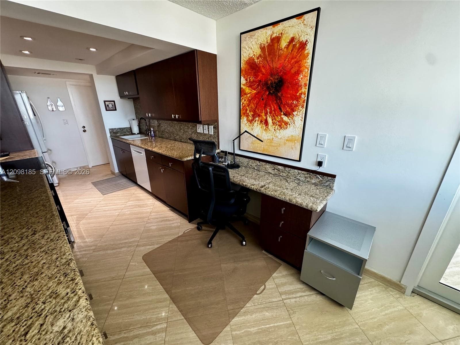 LAKE POINT TOWER · #1405 in Hallandale Beach - Photo 3