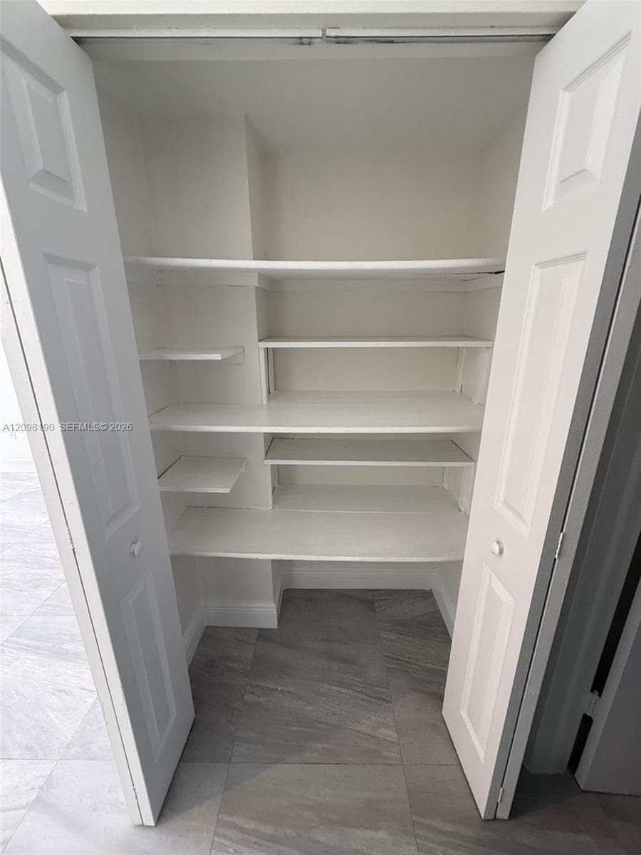 CONQUEROR CONDO · #305 in North Miami Beach - Photo 12