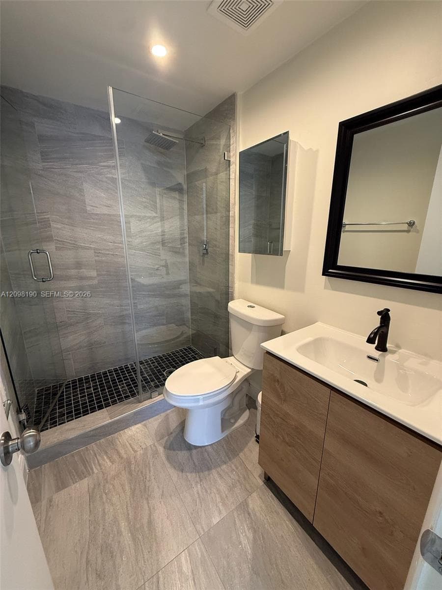 CONQUEROR CONDO · #305 in North Miami Beach - Photo 4