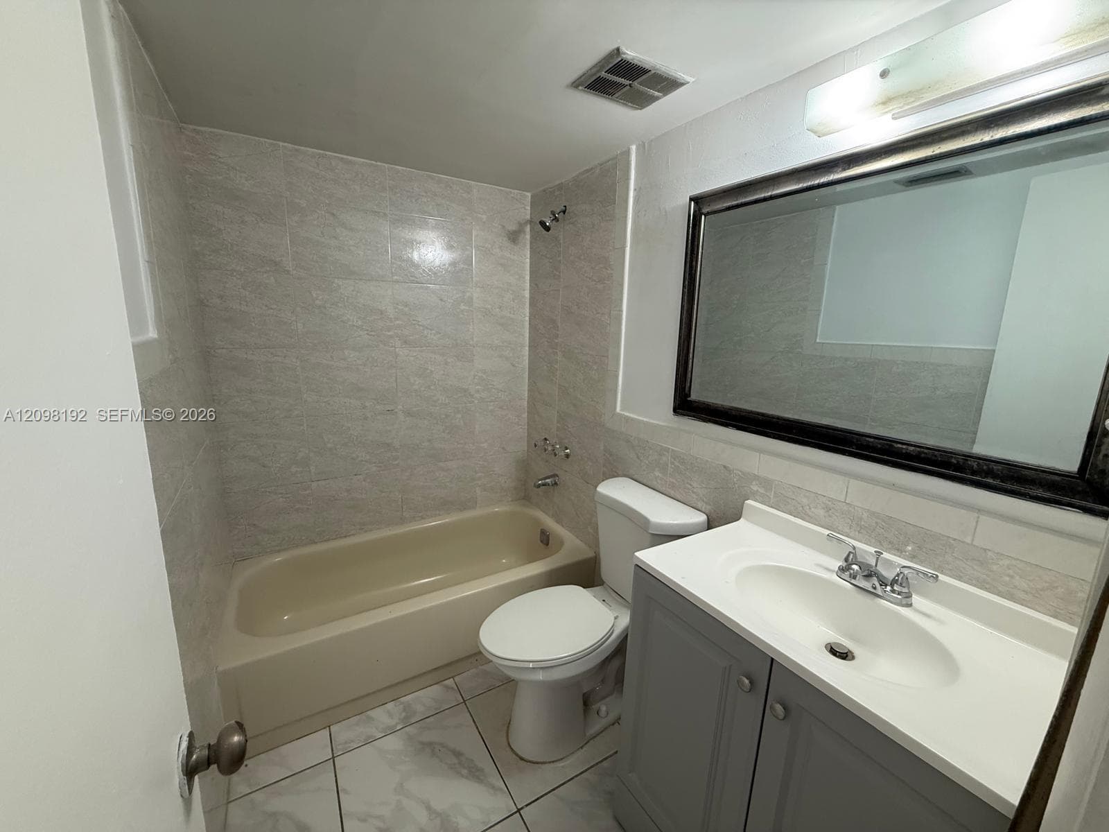 CAPRI GARDENS CONDO · #C314 in North Miami - Photo 9