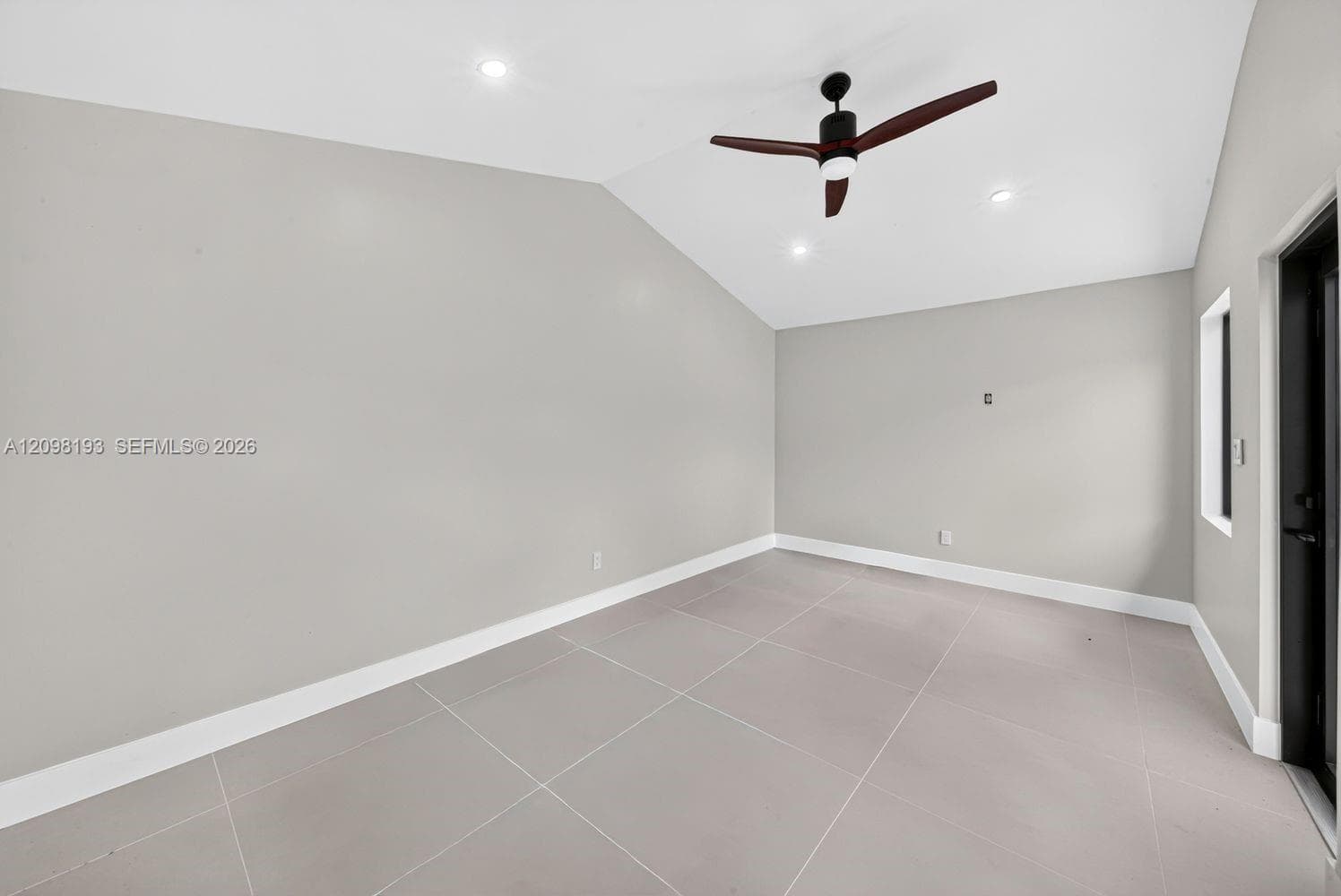 2216 SW 62nd Ave photo 27