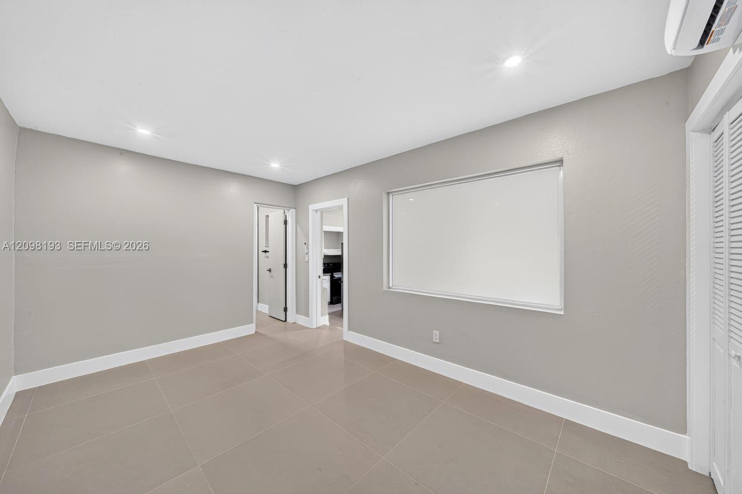 2216 SW 62nd Ave photo 15