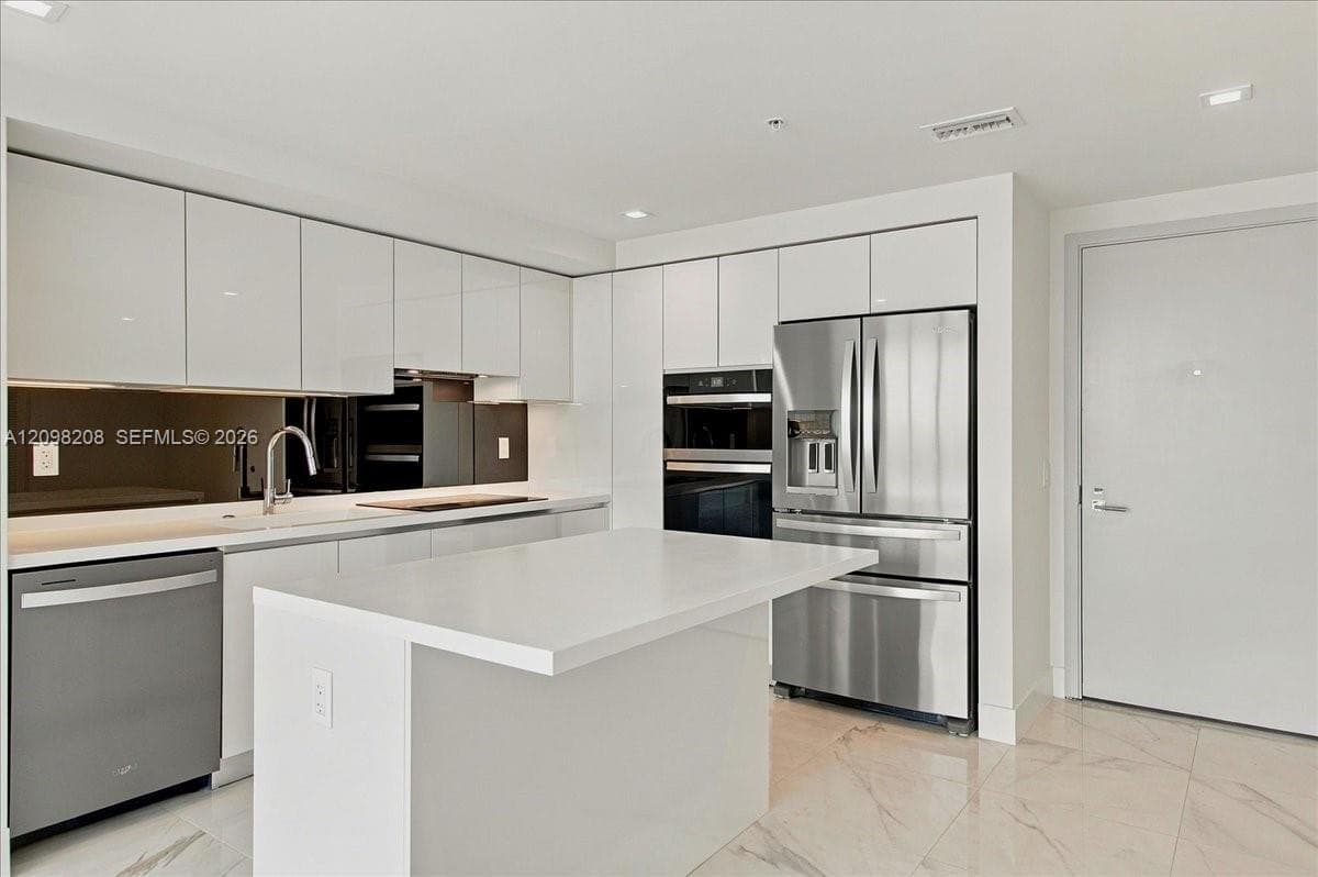 Oasis West · #2109 in Hallandale Beach - Photo 7