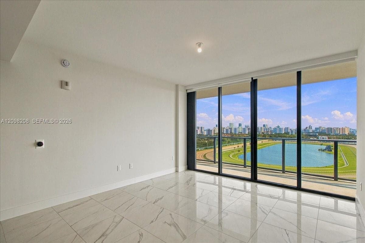 Oasis West · #2109 in Hallandale Beach - Photo 3